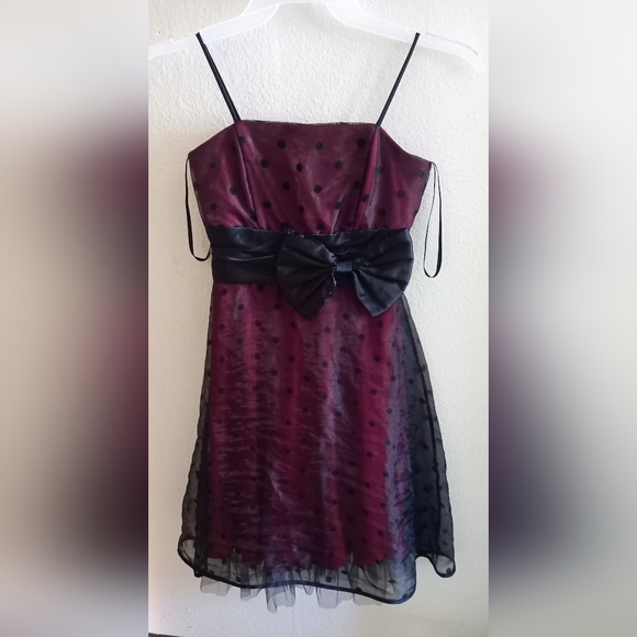 Dress - Picture 1 of 2